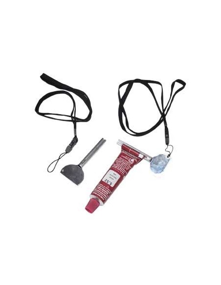 Presse Tube avec cordelette